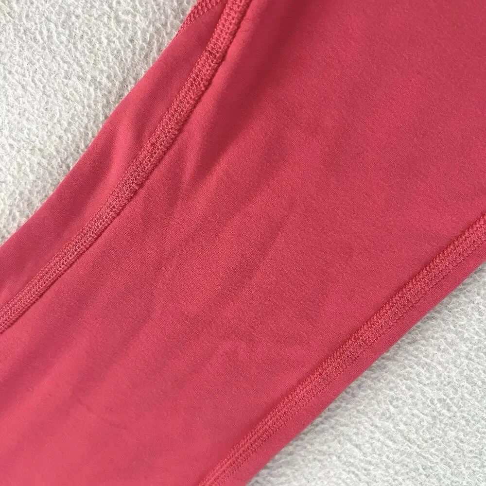 Lululemon x Disney 25